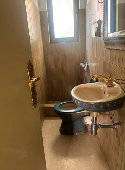 Photo 367772088