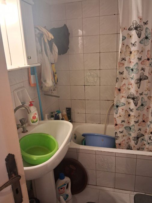 Photo 367775985