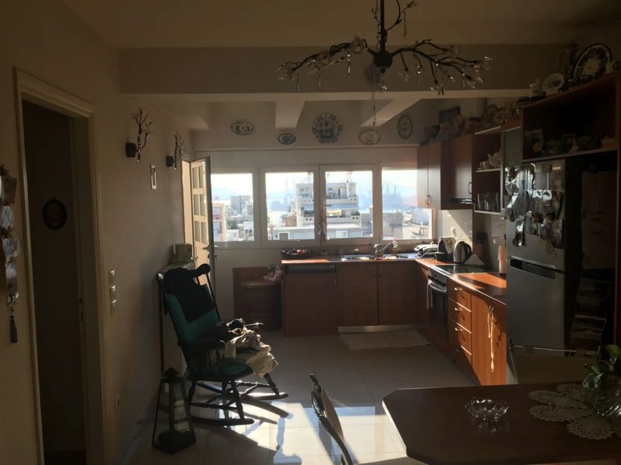 Photo 367935498