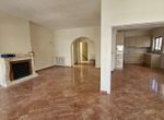Photo 368094375