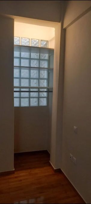 Photo 368119059