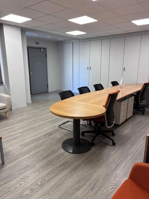 Photo 368401698