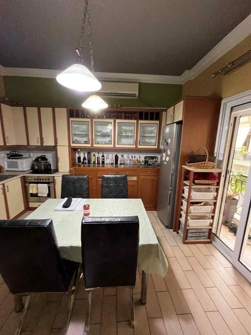 Photo 368797329