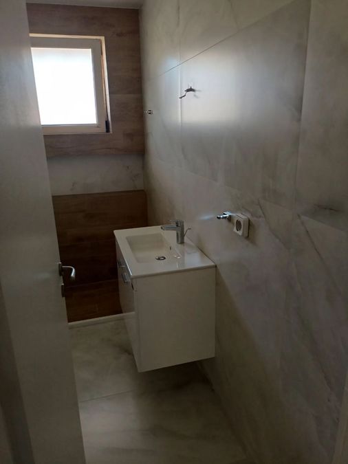 Photo 368930172
