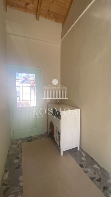 Photo 369058962