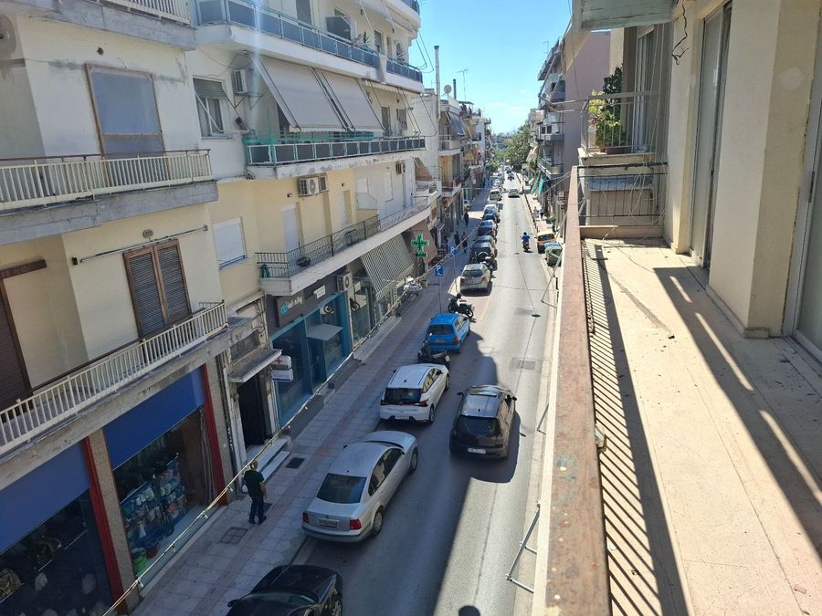 Photo 369063426