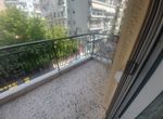 Photo 369085311