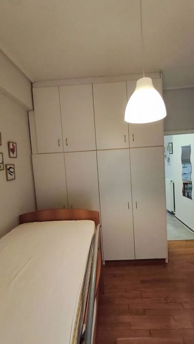 Photo 369174297