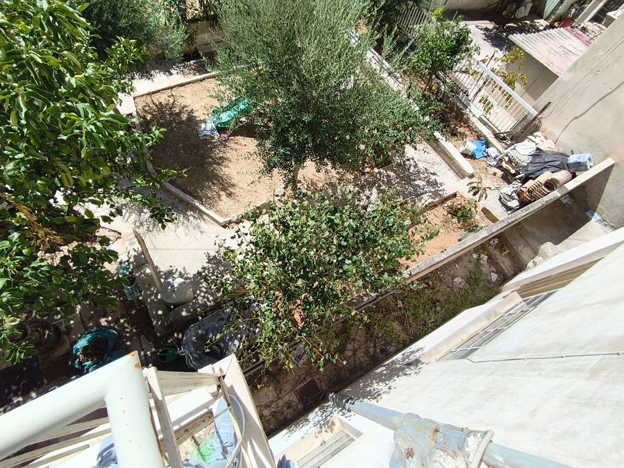 Photo 369303990