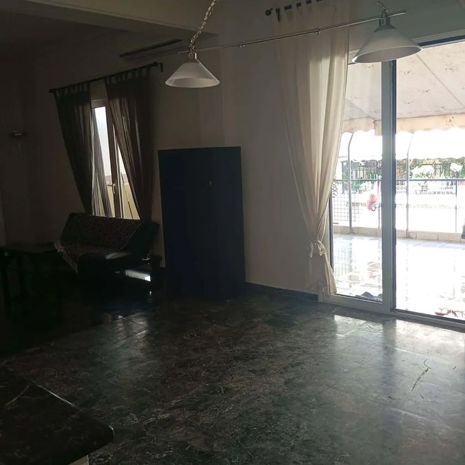Photo 369320379