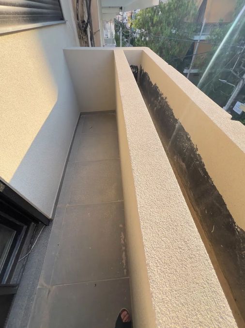 Photo 369474840