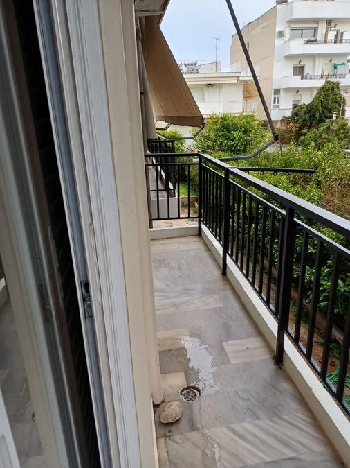 Photo 369574545