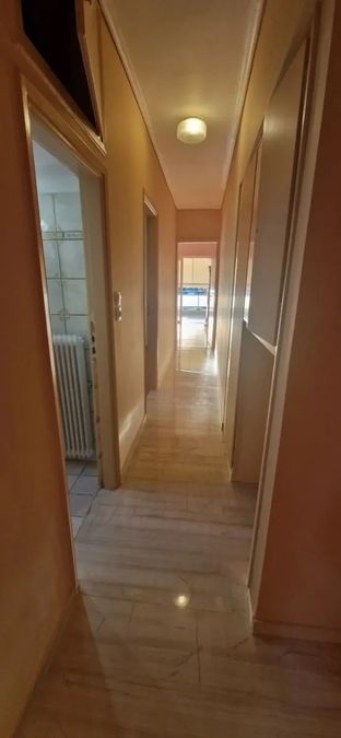 Photo 369576087