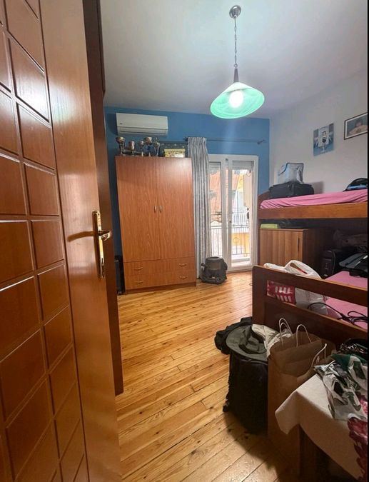 Photo 369607716