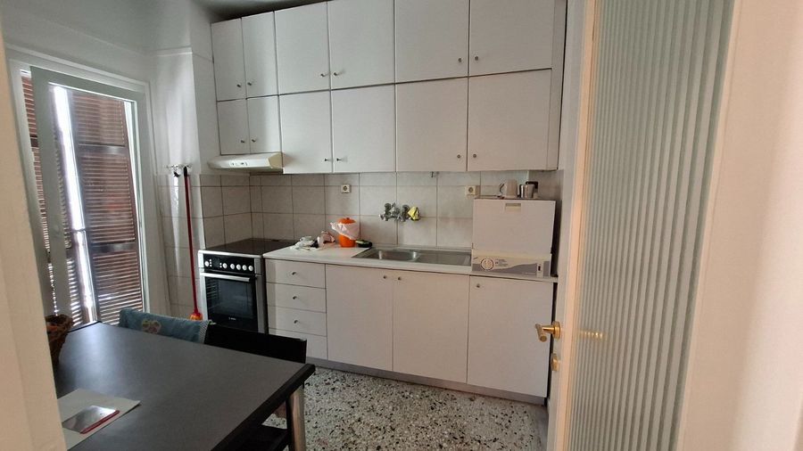 Photo 369686940