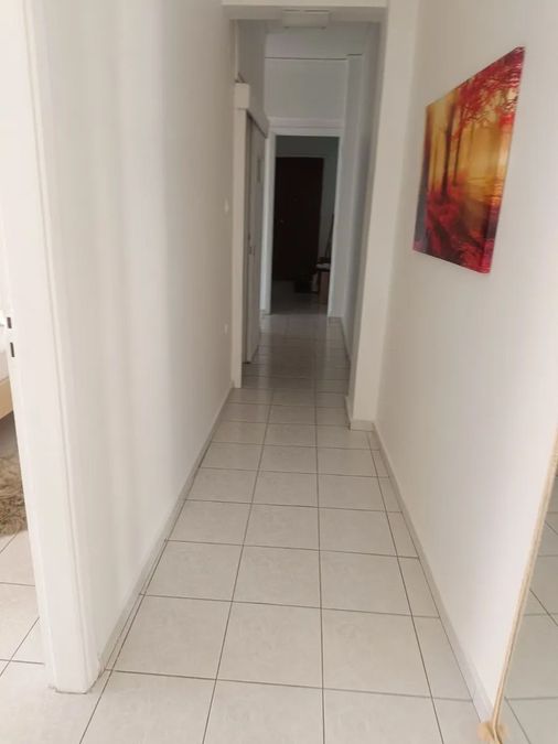 Photo 369715329