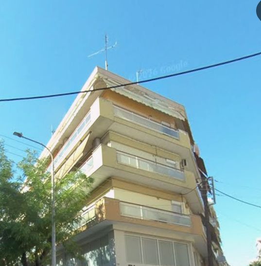 Photo 369843936