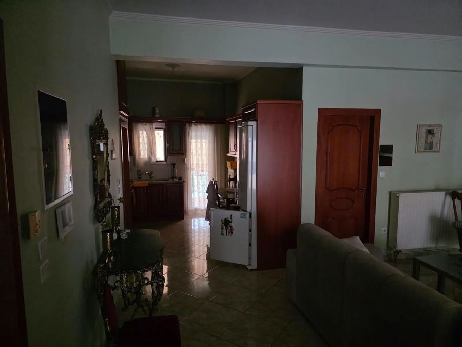 Photo 369983730