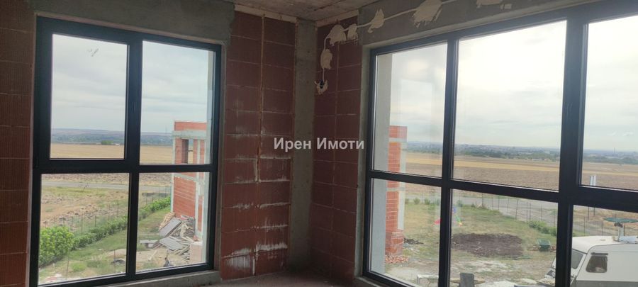 Снимка 370143288