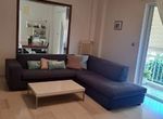 Photo 370237809