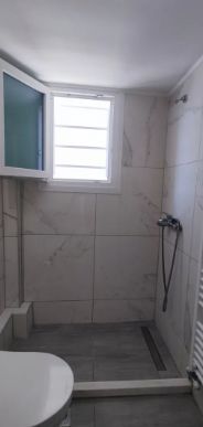 Photo 371244927