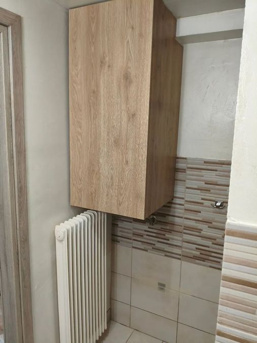 Photo 371377515