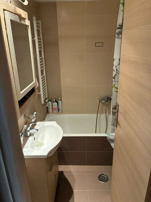 Photo 371525274