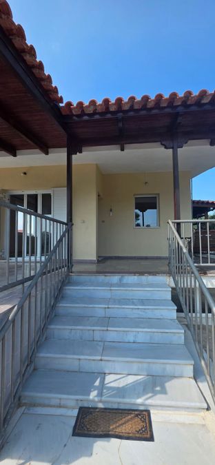 Photo 371696970