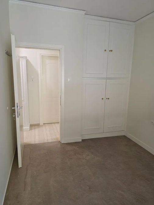 Photo 371794989