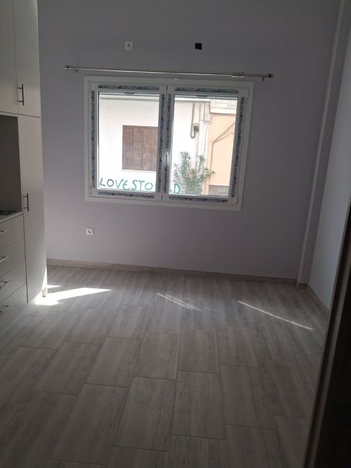 Photo 372003699