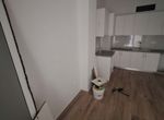 Photo 372075057