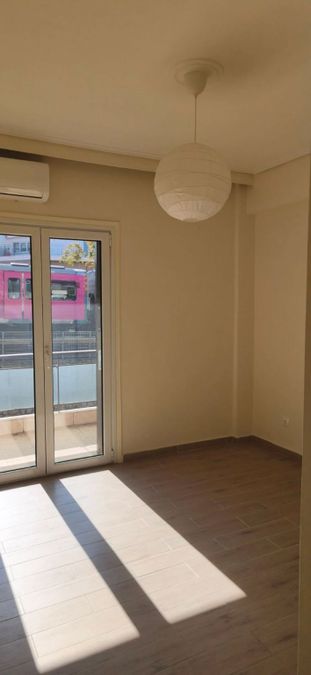 Photo 372116319