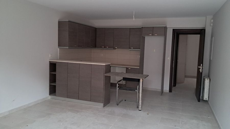 Photo 372353388