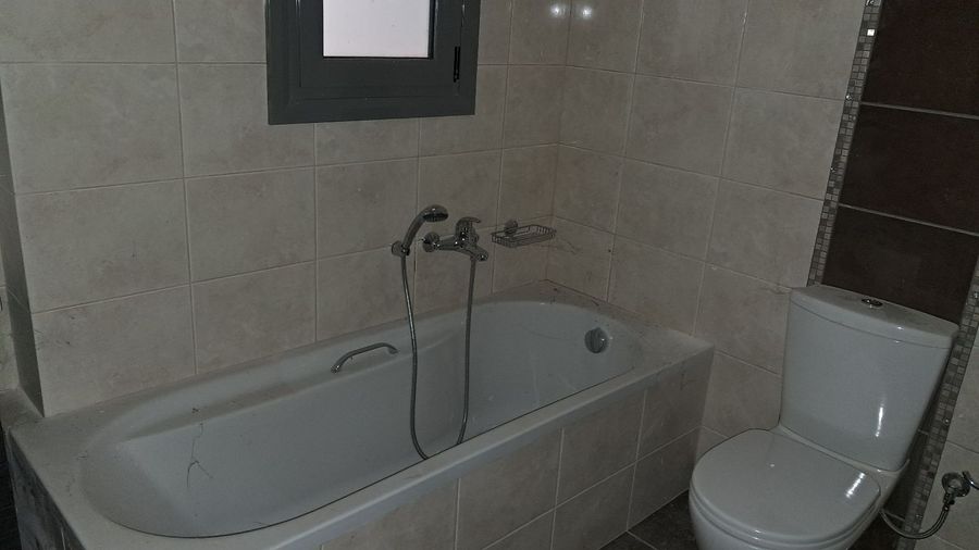 Photo 372353544