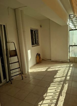 Photo 372415137