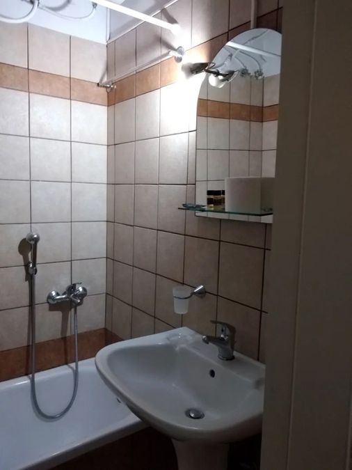 Photo 372706242