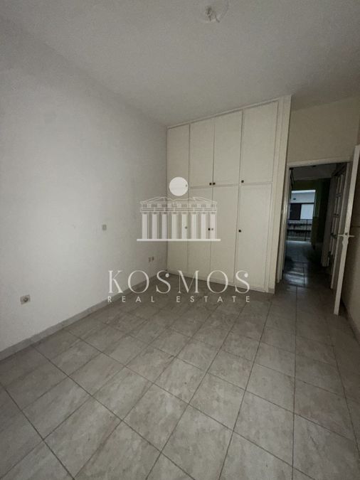 Photo 372794910