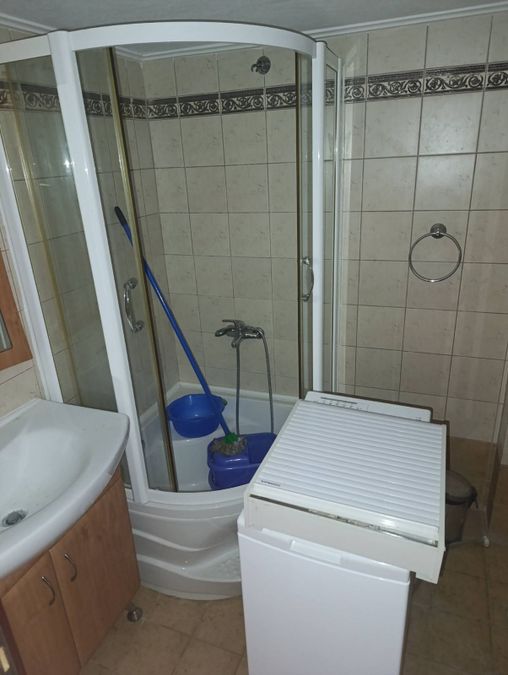 Photo 372798978