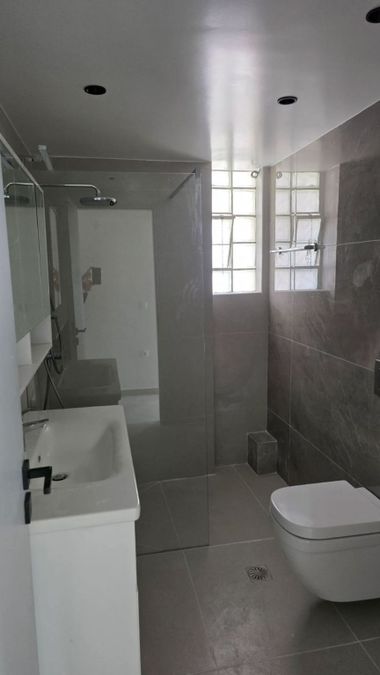 Photo 372863289