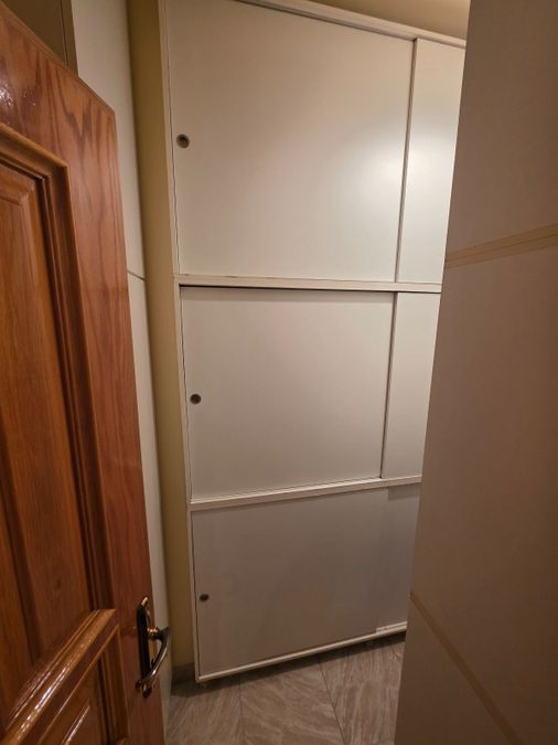 Photo 372907212