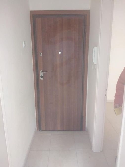 Photo 372950997