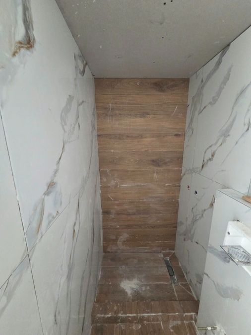 Photo 372978405