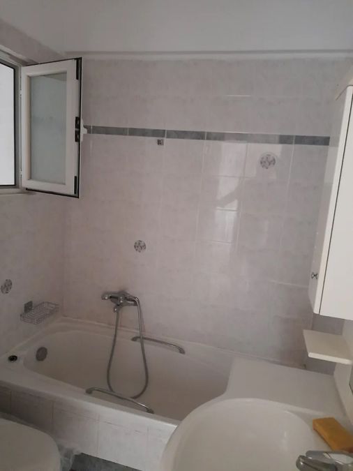 Photo 373841391