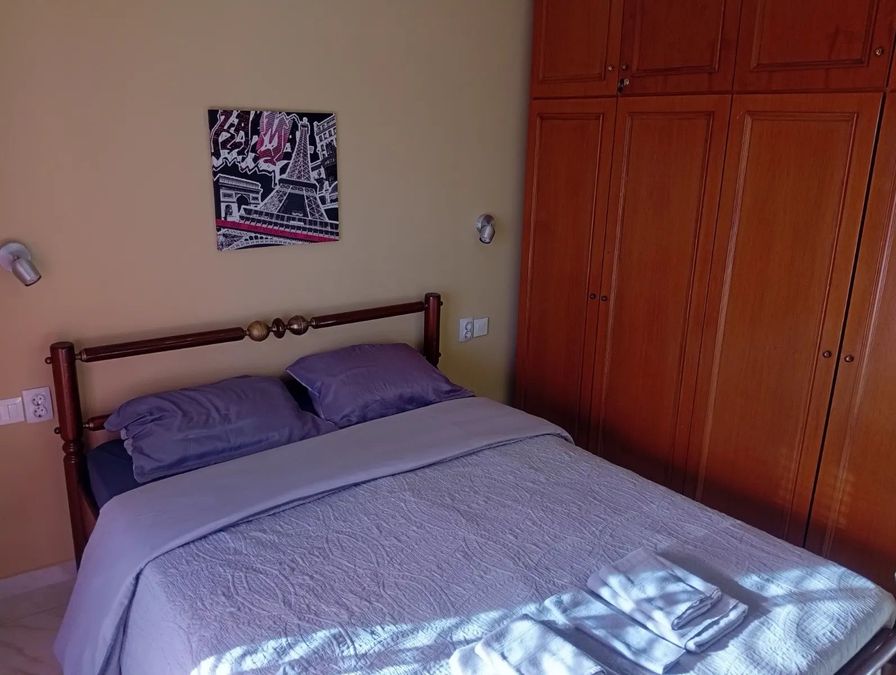 Photo 373991679