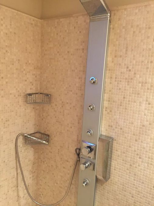 Photo 374376969