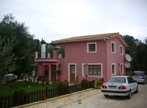 Maisonette, Main town area