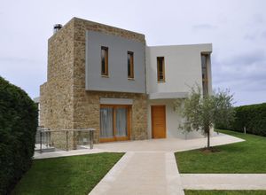 Μονοκατοικία προς πώληση Κέντρο (Ωραιόκαστρο) 250 τ.μ. 4 Υπνοδωμάτια Νεόδμητο