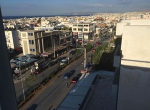 Κτίριο επαγγελματικών χώρων, Κέντρο