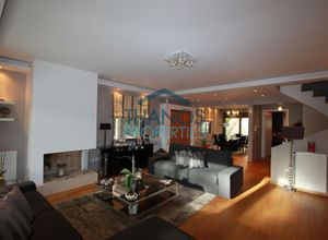 Maisonette, Center