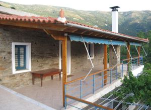 Μονοκατοικία προς πώληση Άνδρος 255 τ.μ. 3 Υπνοδωμάτια